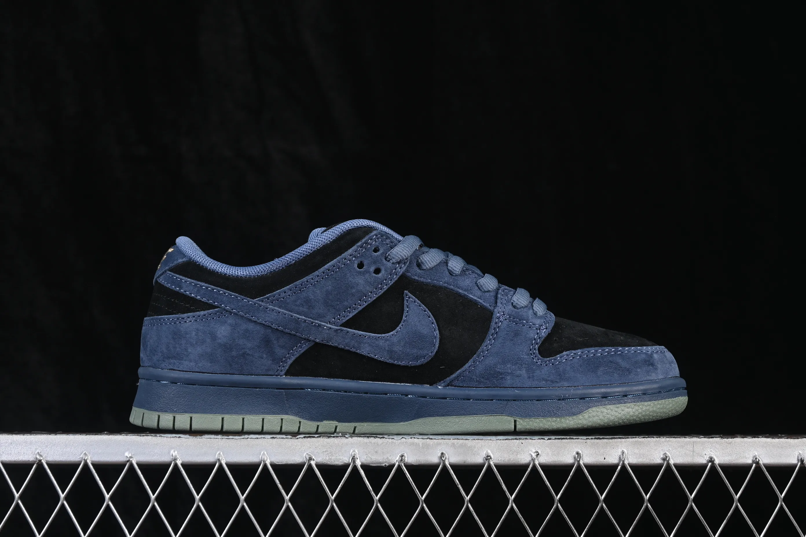 All categories Nk SB Dunk series Nk SB Dunk Low low-top sneakers Nike SB Dunk Low smoke blue SB low-top casual sneakers HF3063-002